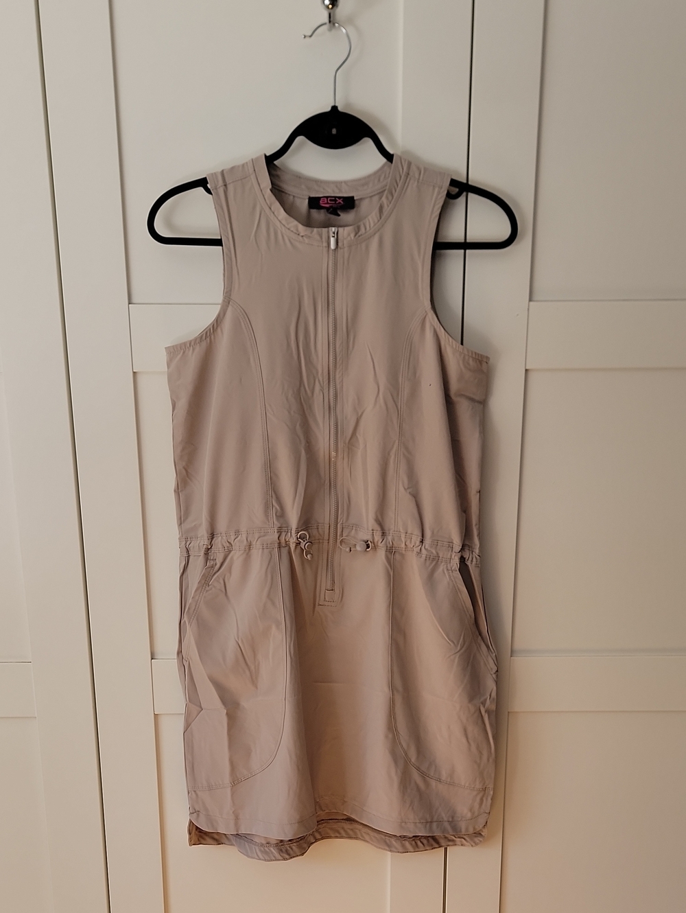 ❄️3/$30 Sleeveless Khaki Halfzip Lightweight Dress